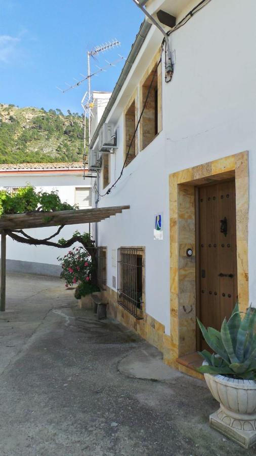 Vivienda rural fuente de los gusarapos Burunchel Exterior foto
